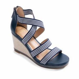 Crown & Ivy Elsie Wedges